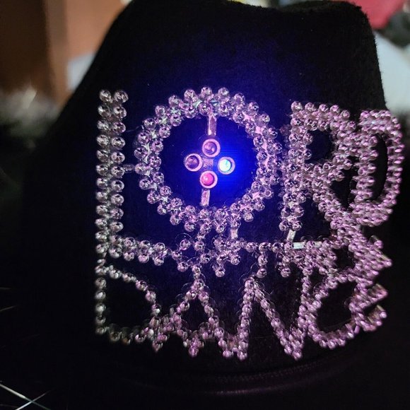 Michael Flatley\'s Lord of the Dance Black Light Up Feathered Cowboy Hat Souvenir main image 8